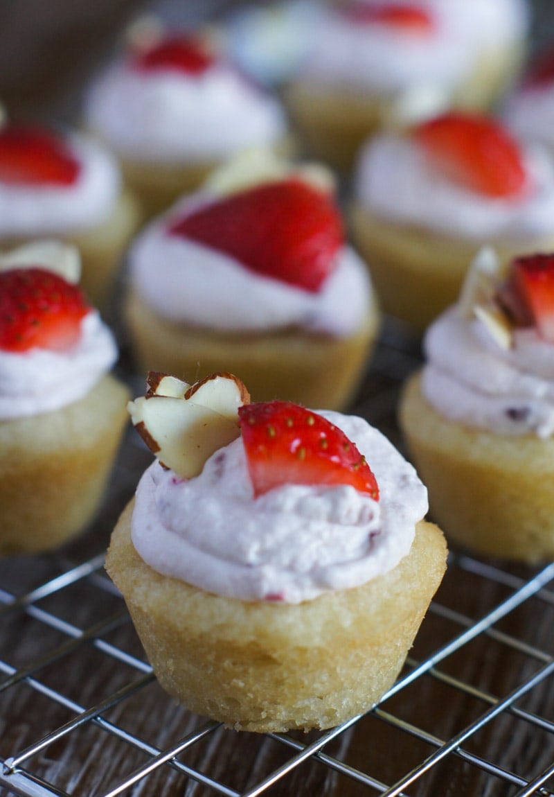 Strawberry Cheesecake Cookie Cups on a cooling rack.