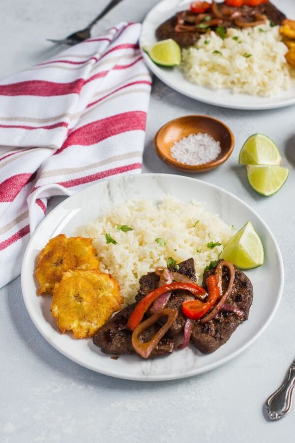 Liver with Onions (Higado Encebollado) ~ Tender and delicious, this sautee liver with onions is ready in about 10 minutes. 