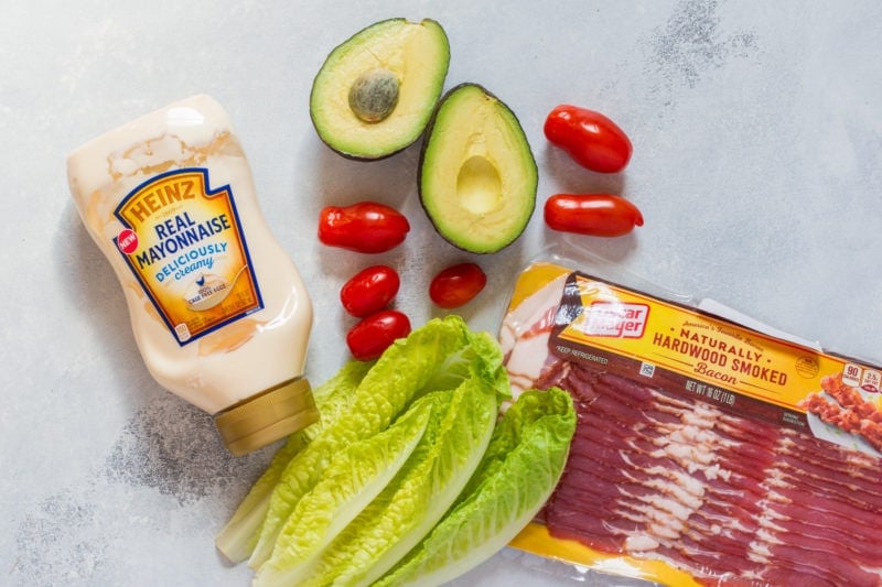 Ingredients to make the BLT salad.