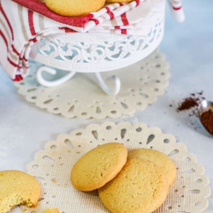 Easy Butter Cookies (Mantecaditos) My Dominican Kitchen