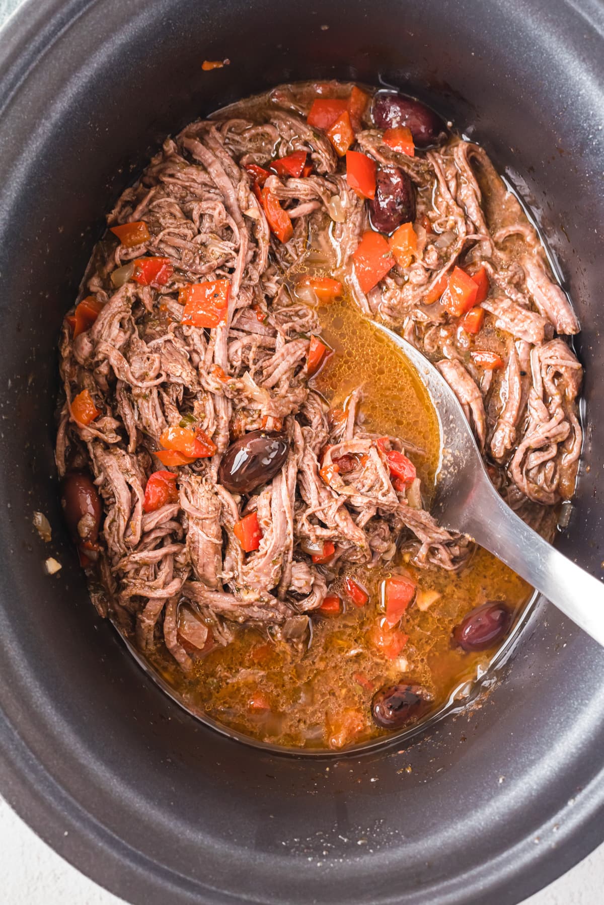 Slow Cooker Shredded Beef (Pulled Beef Recipe) My Dominican Kitchen