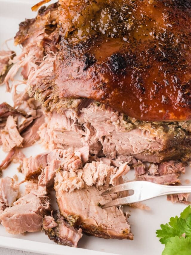 https://mydominicankitchen.com/wp-content/uploads/2020/10/cropped-Pork-Roast_Pernil-Smart-Little-Cookie-30.jpg