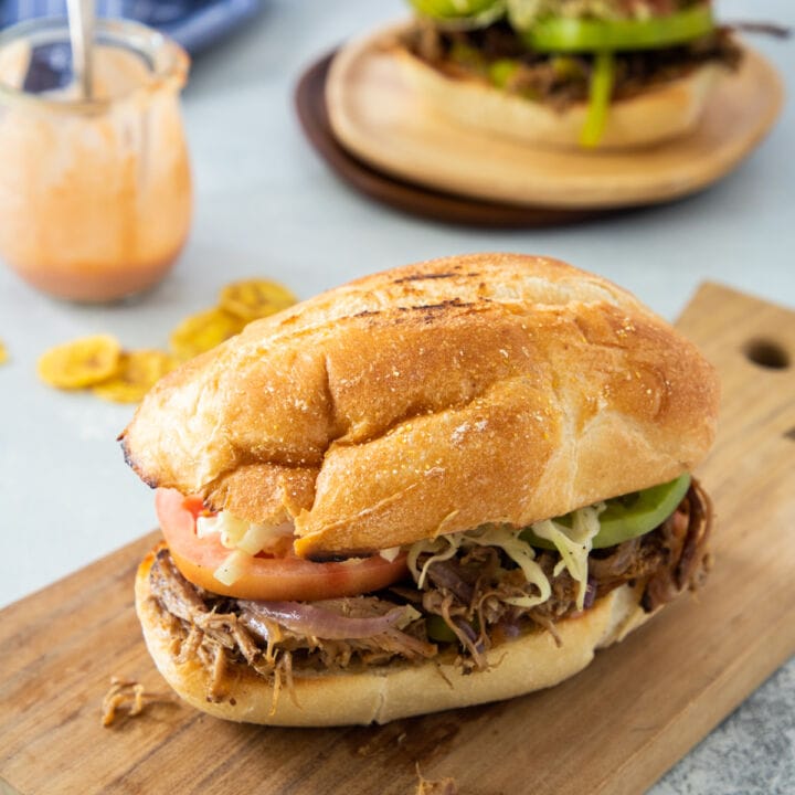 Sandwich de Pierna (Dominican Pulled Pork Sandwich) - My Dominican Kitchen